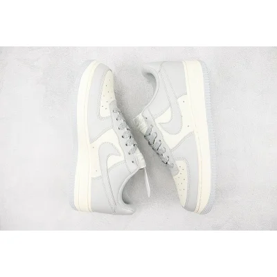 Nike Air Force 1 Low "White Vine/Wolf Grey" фото № 7