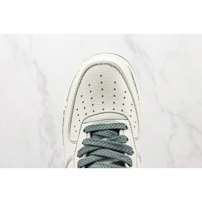 Uninterrupted x Nike Air Force 1 Low "White and Green Graffiti" фото № 4