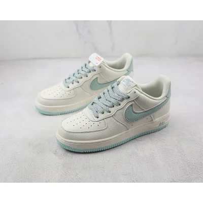 Nike Air Force 1 Low "White Wine/Celeste Blue" фото № 5 Nike Air Force 1 Low "White Wine/Celeste Blue" фото № 5
