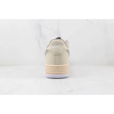 Nike Air Force 1 "Chalk" фото № 9 Nike Air Force 1 "Chalk" фото № 9