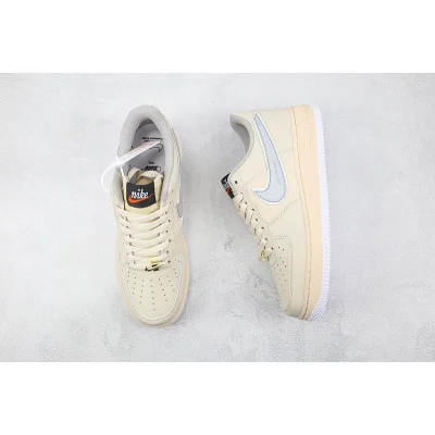 Nike Air Force 1 "Chalk" фото № 7 Nike Air Force 1 "Chalk" фото № 7