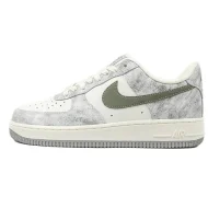 Nike Air Force 1 07 Low