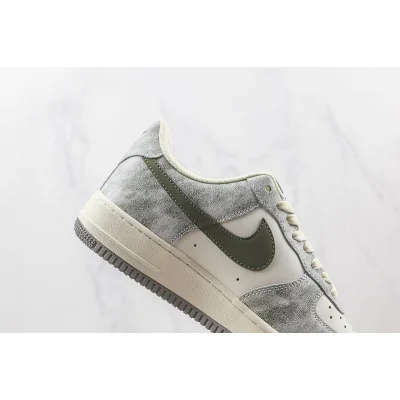 Nike Air Force 1 07 Low "Beige/Army Green" фото № 4 Nike Air Force 1 07 Low "Beige/Army Green" фото № 4