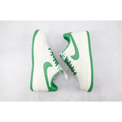 Nike Air Force 1 07 Low "White/Double Green" фото № 6