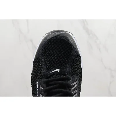 Stussy x Nike Air Max 2013 "Black/White" фото № 4