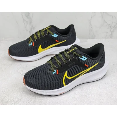 Nike Air Zoom Pegasus 40 "Black/Yellow Swoosh" фото № 5