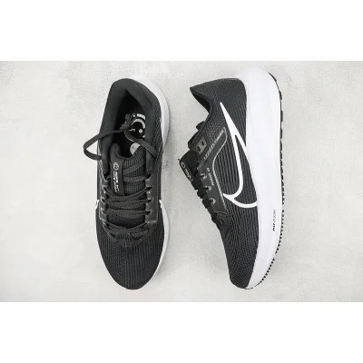 Nike Air Zoom Pegasus 40 "Black/White" фото № 6 Nike Air Zoom Pegasus 40 "Black/White" фото № 6