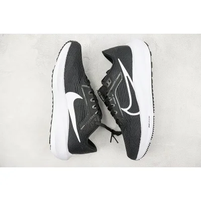 Nike Air Zoom Pegasus 40 "Black/White" фото № 7 Nike Air Zoom Pegasus 40 "Black/White" фото № 7