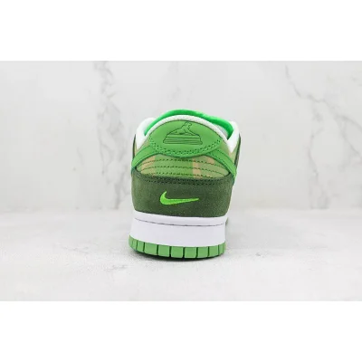 Nike Dunk Low "Army Olive/Grass/White" фото № 9