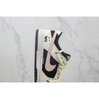 Nike Dunk Low "Pink Panda" фото № 3