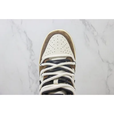 Louis Vuitton x Nike Dunk Low "Mocha Brown/Crumpet Crepe/Monogram" фото № 4