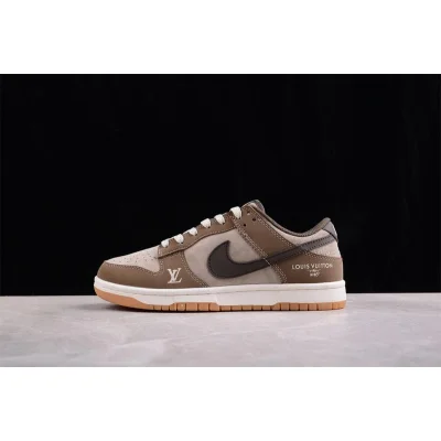 Off White x Louis Vuitton x Nike SB Dunk Low "Brown Gum" фото № 5 Off White x Louis Vuitton x Nike SB Dunk Low "Brown Gum" фото № 5