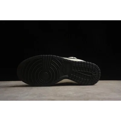 Louis Vuitton x Nike Dunk Low "Beige/Olive" фото № 2 Louis Vuitton x Nike Dunk Low "Beige/Olive" фото № 2