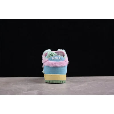 Nike SB Dunk Low "Fuzzy Pastel" фото № 2