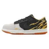 Nike Dunk Low "Year of the Tiger"