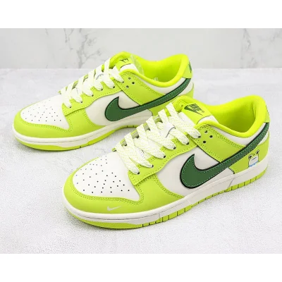 Nike SB Dunk Low "Frog Prince" фото № 5 Nike SB Dunk Low "Frog Prince" фото № 5