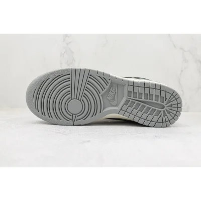 Nike SB Dunk Low "Beige/Black/Dark Grey" фото № 9