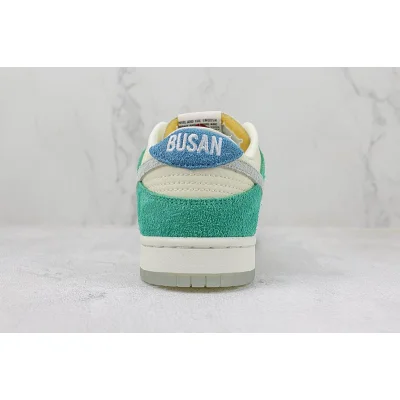 Kasina X Nike SB Dunk Low "Road Sign" фото № 8