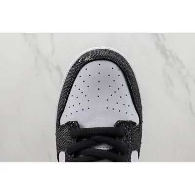 Levis x Nike SB Dunk Low "Black/White" фото № 3