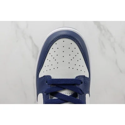 Nike Dunk Low "Summit White Midnight Navy" фото № 3