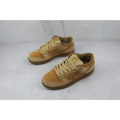 Nike SB Dunk Low "Reese Forbes Reverse Wheat" фото № 5