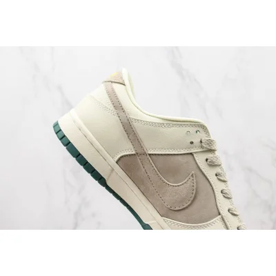 Louis Vuitton x Nike Dunk Low "Ivory/Green/Beige" фото № 3