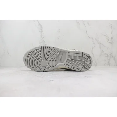 The North Face x Nike Dunk Low "Wolf Grey/Cream/Mini Swoosh" фото № 8