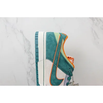 Otomo Katsuhiro x Nike Dunk Low "Steamboy/Turquoise" фото № 3