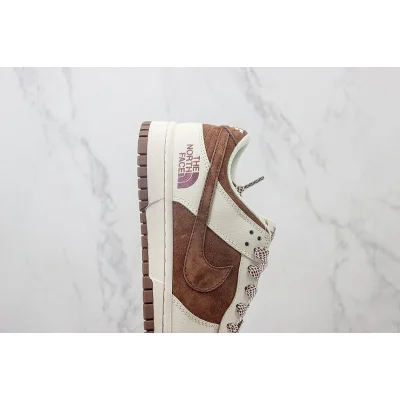 The North Face x Nike Dunk Low "Sepia Brown/Cream White" фото № 3