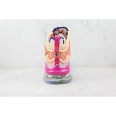 Nike LeBron 19 EP "Valentine’s Day" фото № 9