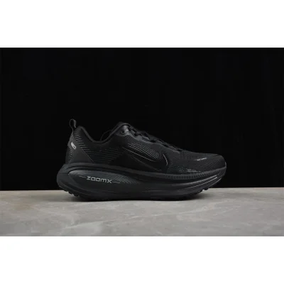 Nike Vomero 18 "Triple Black" фото № 2