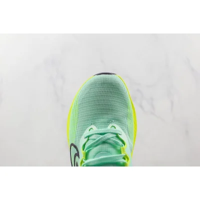 Nike Zoom Fly 5 "Mint Foam Ghost Green" фото № 3 Nike Zoom Fly 5 "Mint Foam Ghost Green" фото № 3