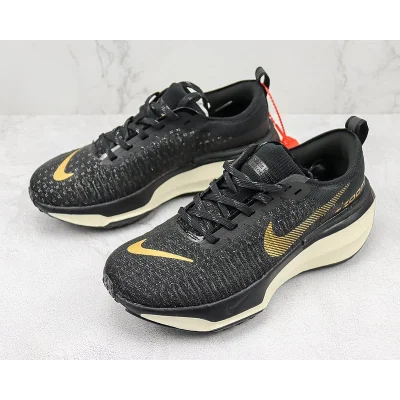 Nike ZoomX Invincible Run Flyknit 3 "Black/Gold" фото № 5