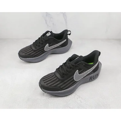 Nike ZoomX Vaporfly Next "Run Dark" фото № 5 Nike ZoomX Vaporfly Next "Run Dark" фото № 5
