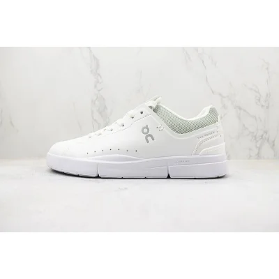 On х The Roger Clubhouse "White" фото № 2