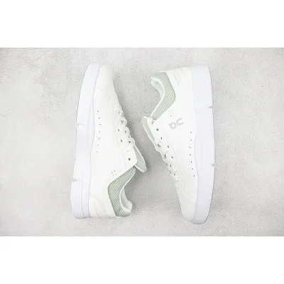 On х The Roger Clubhouse "White" фото № 5