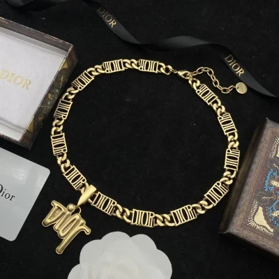Ожерелье Dior Chain Details Decoration - Repeating Logo And Pendant "Gold" фото № 3