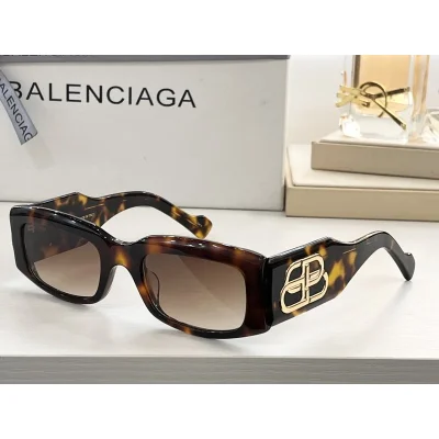 Солнцезащитные очки Balenciaga Big Logo On Temples "Brown" фото № 2