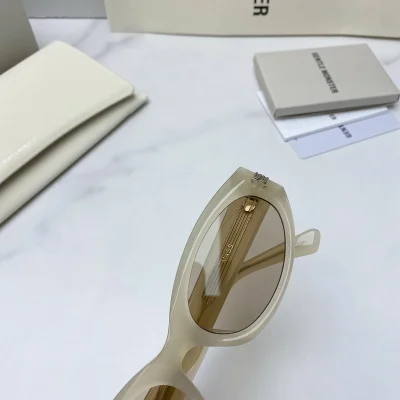 Солнцезащитные очки Gentle Monster Decorated By Lines And Dots "Beige" фото № 2