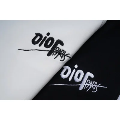 Штаны Dior With A Logo In Different Styles "White" фото № 2 Штаны Dior With A Logo In Different Styles "White" фото № 2