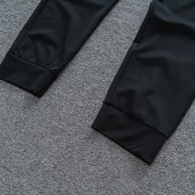 Штаны Moncler Logos Are Connected "Black" фото № 4 Штаны Moncler Logos Are Connected "Black" фото № 4