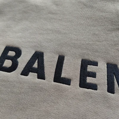 Худи Balenciaga A Small Inscription Of The Brand Name "Gray" фото № 2