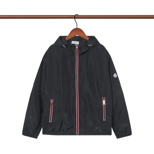Ветровка Moncler Small Logo On The Sleeve "Black"