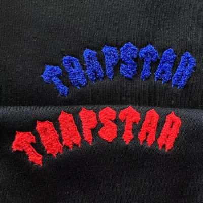 Штаны Trapstar Bicolor With Colorful Embroidered Logo Lettering "Black,Red" фото № 3