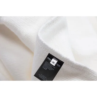 Свитшот Balenciaga Text Logo "White" фото № 8 Свитшот Balenciaga Text Logo "White" фото № 8