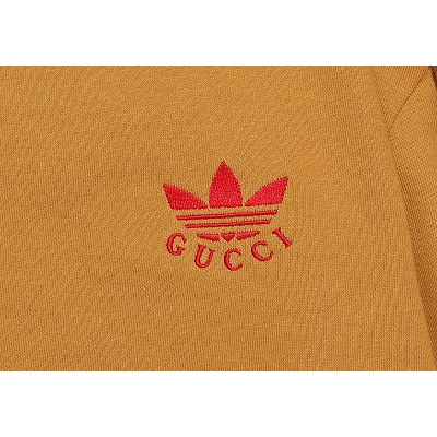 Свитшот Gucci Small Logo And Stripes On The Sleeve "Brown/Yellow" фото № 4
