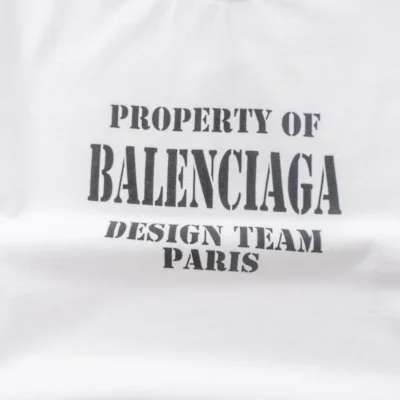 Футболка Balenciaga Inscription Design Team Paris "White" фото № 4 Футболка Balenciaga Inscription Design Team Paris "White" фото № 4