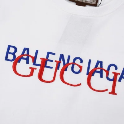 Футболка Balenciaga X Gucci Blue And Red Logo "White" фото № 5 Футболка Balenciaga X Gucci Blue And Red Logo "White" фото № 5