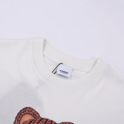 Футболка Burberry Knitted Toy With A Book "White" фото № 8