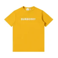 Футболка Burberry With Text Sticker - Logo Футболка Burberry With Text Sticker - Logo